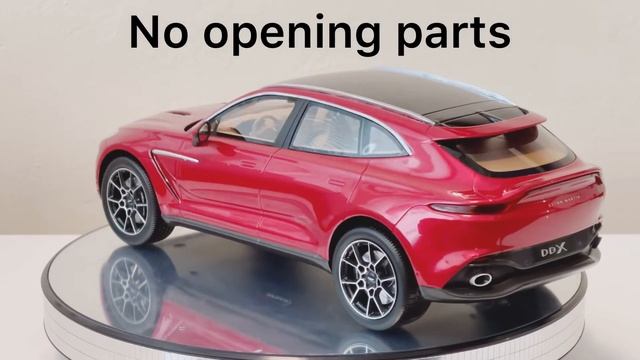 Aston Martin DBX смотреть онлайн
