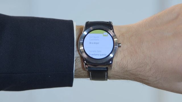 LG Watch Urbane - Video presentazione LG in the Box смотреть онлайн
