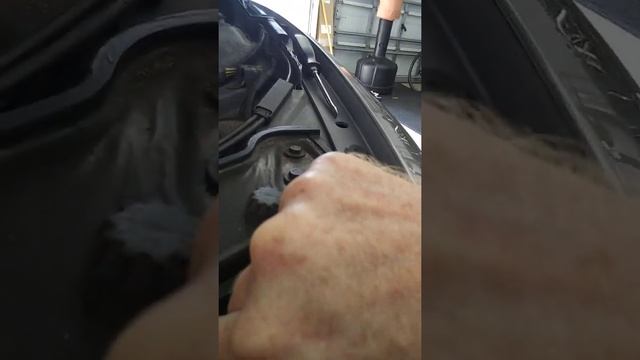 BMW 335i xdrive daytime running light replacement смотреть онлайн