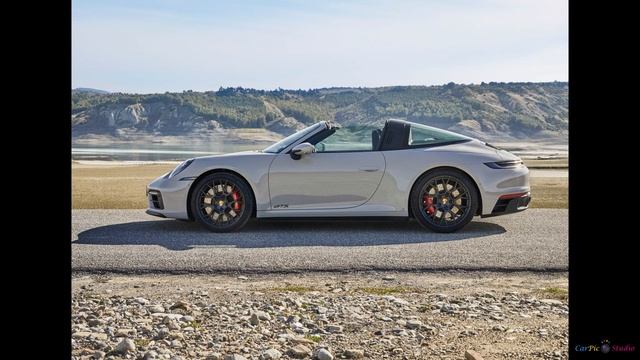 Porsche 911 Targa 4 GTS 2022 смотреть онлайн