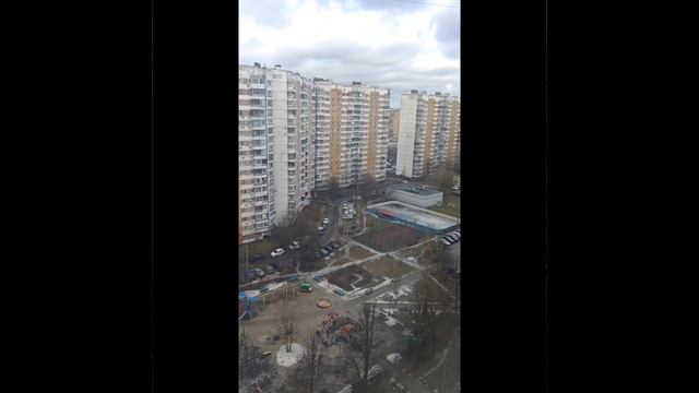 Сдается чистая и аккуратная 3х-комнатная квартира в г. Москва. м. Рассказовка/Новопеределкино смотреть онлайн