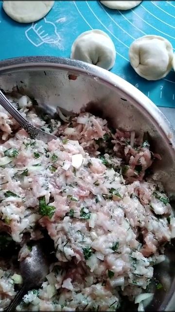 Пельмешки с зеленью,ещё много быстрых рецептов на моей странице. смотреть онлайн