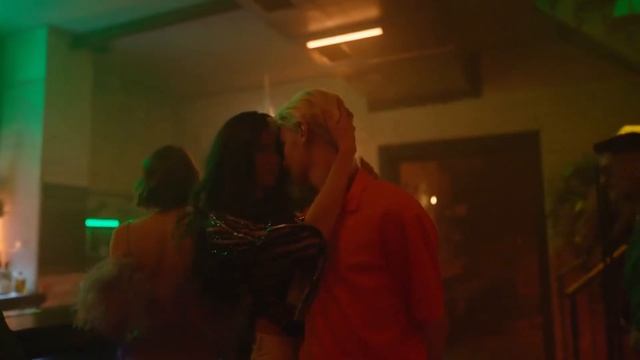 INNA x Sean Paul Up-музика 2022 смотреть онлайн