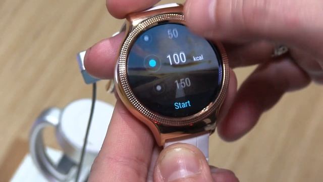 Huawei Watch Jewel et Elegant, deux nouveaux modèles de montres au féminin смотреть онлайн