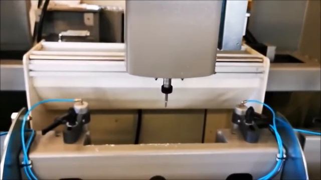 Mecanica Doner Tablalı CNC Aluminyum Profil Freze Makinesi www.mecanicacnc.com Aluminyum Makinecisi смотреть онлайн