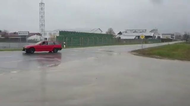 BMW e36 320i | Open Diff fun | Stock car | смотреть онлайн