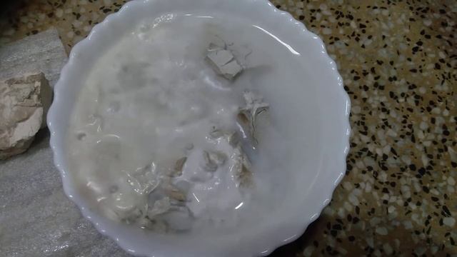 Slaking of lime at home-An exothermic , combination reaction. CaO+H2O=Ca(OH)2 (slaked lime). смотреть онлайн
