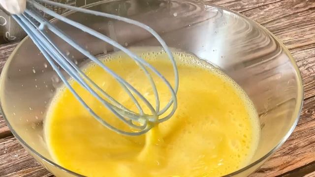 Pastel de nata / Тістечко із заварним кремом смотреть онлайн