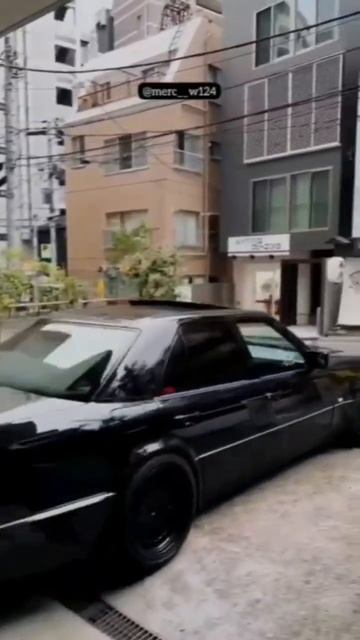 𝐖¹²⁴ 𝐖¹⁴⁰ 😻легендарные #shorts #mercedes #mercedesbenz #w140 #s500 #w124 #e500 смотреть онлайн