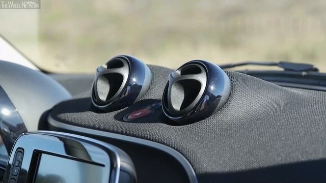 2018 Smart Fortwo Electric Drive Coupe - Interior (US Spec) смотреть онлайн