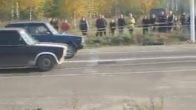 4этап. Драг Рейсинг. д.Семеновка. Ваз 2107 VS Ваз 2105 смотреть онлайн