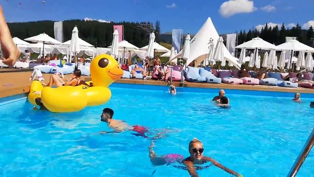 Клуб нічний у Буковелі Voda days nightsVoda club смотреть онлайн