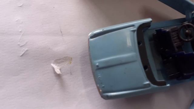 miniatura Dinky toys modelo Peugeot cabriolet 204 novo embalagem france смотреть онлайн