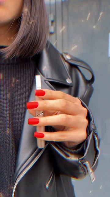 Сумасшедший матовый красный квадрат🔥 #manicure #nailart #nailblog #naildesign #nail #rek смотреть онлайн