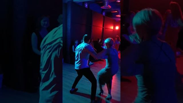 Фестивальная атмосфера на вечеринке в честь дня рождения Дыхание души! смотреть онлайн