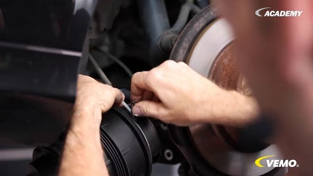 Wymiana sprężyny powietrznej w samochodzie Mercedes [VEMO V30-50-20032-1] PL смотреть онлайн