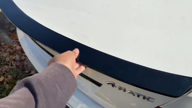 Mercedes Benz c300 spoiler install смотреть онлайн