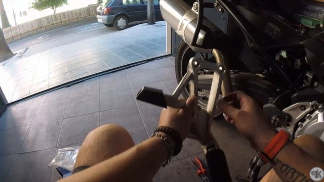 MALETAS SHAD SH23 INSTALACION EN BMW F750GS смотреть онлайн