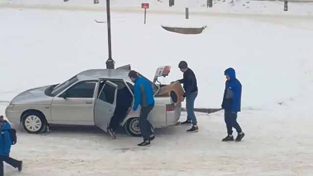 Нам нужен САБ! смотреть онлайн