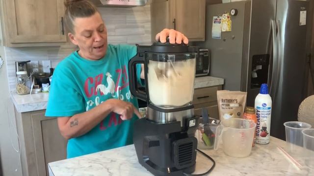 How To Make A Frappe  @thebiggshomestead  #coffee #frappé #coldcoffeedrink #fancycoffeedrink #cooki