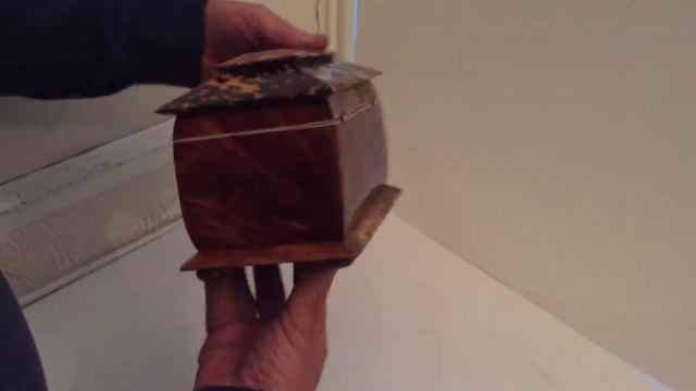 William IV Tortoiseshell Tea Caddy смотреть онлайн