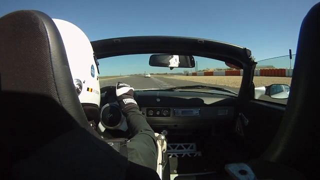 Opel Speedster Turbo vs Porsche 991 GT3 at Ledenon (French Frolic 2014) смотреть онлайн