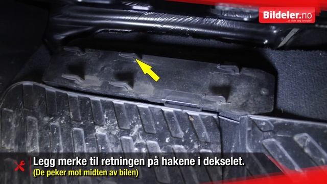 Audi A3: Hvordan bytte pollenfilter - 2004 til 2013 mod. (8P) смотреть онлайн
