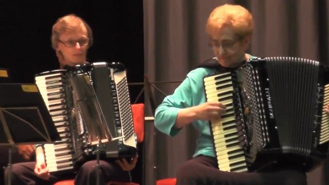 Эрнесто Лекуона "Малагуэнья" Играет аккордеонистка Херми Калета (Австрия)