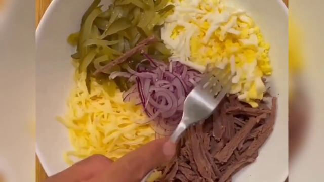Салат "Казань" быстро и вкусно 🥗 смотреть онлайн