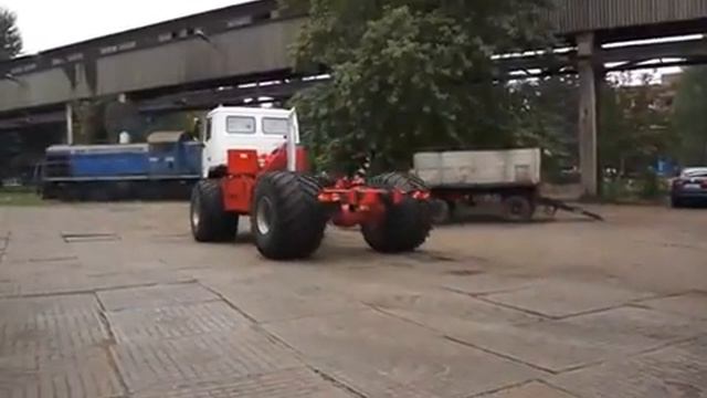 Вездеход ЯМАЛ В-4 демонстрационный ролик.mp4 смотреть онлайн