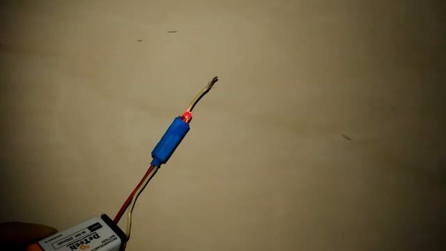 Как сделать очень простой искатель скрытой проводки. смотреть онлайн