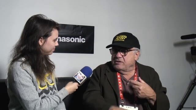 Danny DeVito at Panasonic 2013 International CES by Jennifer Smart смотреть онлайн