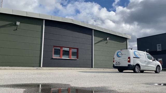 Köp Skåpbil Peugeot Partner 1.6 BlueHDI på Klaravik смотреть онлайн