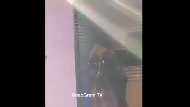 Beyonce "Shows Off Crazy Legs In Mini Dress At Sports Illustrated Awards With Colin Kaepernick Awar смотреть онлайн
