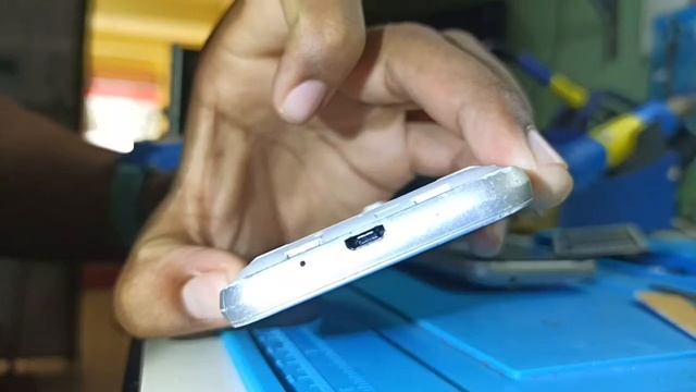 J1 Mini liga na tela do robozinho do android,modo odin,como resolver |Resolvido 100%| J100/J105/J11 смотреть онлайн