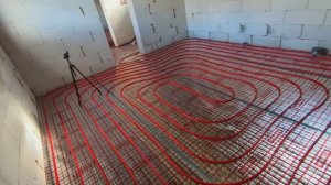 КАК сделать ТЁПЛЫЙ ВОДЯНОЙ ПОЛ своими руками БЫСТРО и ЛЕГКО