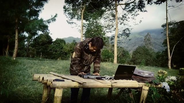 Beyond The Horizon FLstudio live looping By AKAI MPK mini MK3 смотреть онлайн