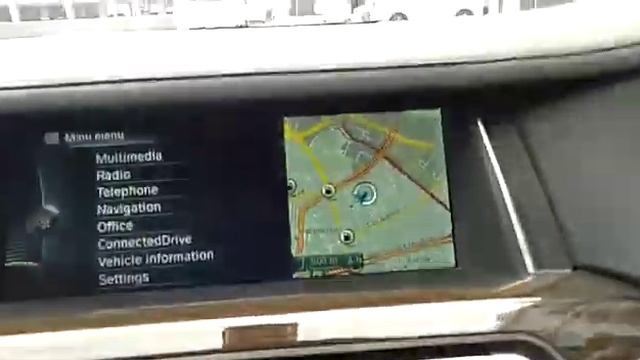 B.M.W. 730LI AT D/AB 4DR SR LED DSC NAV HUD смотреть онлайн