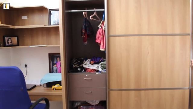 Sliding wardrobe Design video | Modular Wardrobe Design by i Build Interiors смотреть онлайн