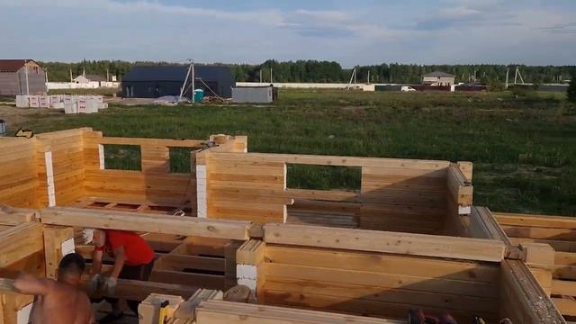 Строительство дома из профилированного бруса в пол бревна. смотреть онлайн