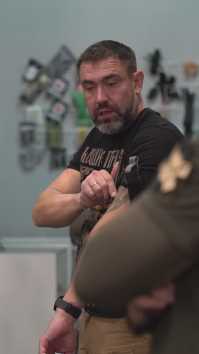 То, что должен уметь каждый, кто дорожит своей жизнью! смотреть онлайн