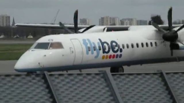 Rennes - Flybe BE 3025 - taxiing - TWO смотреть онлайн
