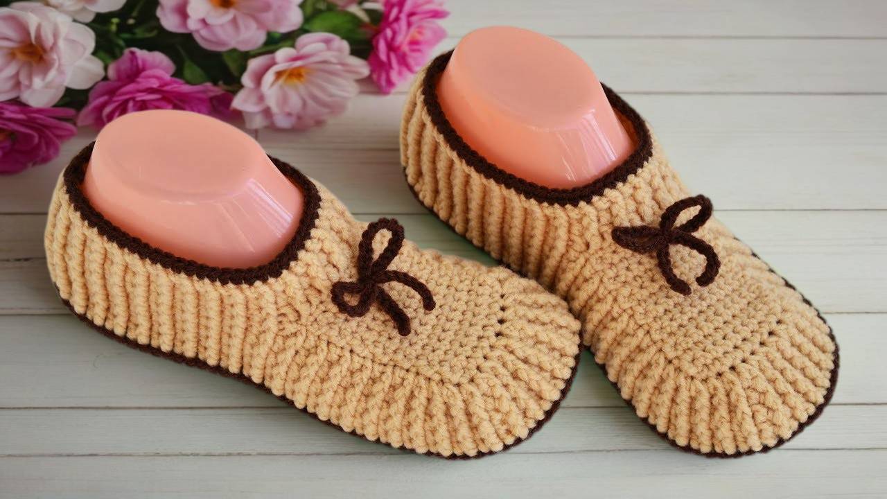 Домашние тапочки крючком за пару часов. Подробный мастер класс смотреть онлайн