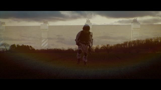 The Interlooper: VFX Before and Afters смотреть онлайн