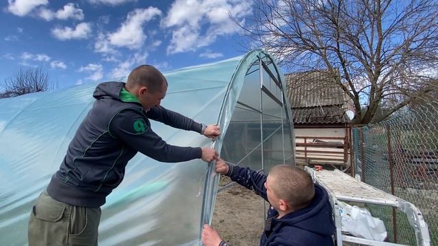 Посів кавуна на розсаду . Як швидко накрити теплицю плівкою смотреть онлайн