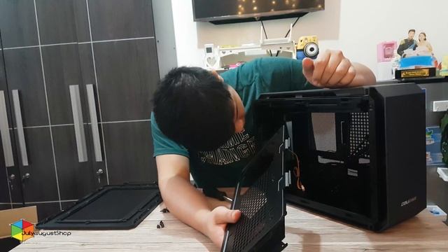 Unboxing & Review Cougar Gaming QBX Ultra-Compact Pro Gaming Mini-ITX Case смотреть онлайн
