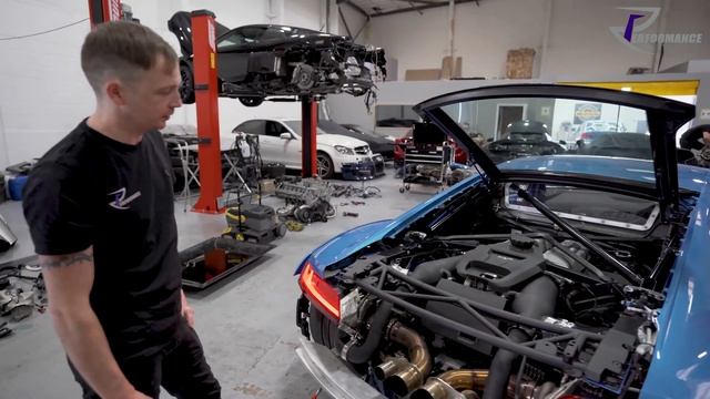 1000+bhp, twin-turbo R8 V10 ready for VMaxx 200! смотреть онлайн