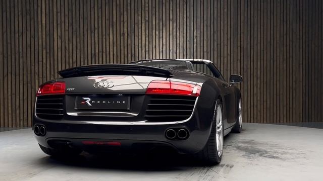 Audi R8 4.2 FSI V8 Spyder quattro Euro 5 2dr смотреть онлайн