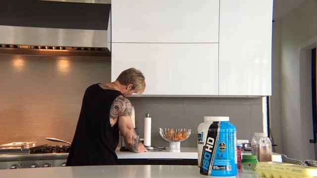 How to make Low-Carb Protein Pancakes смотреть онлайн