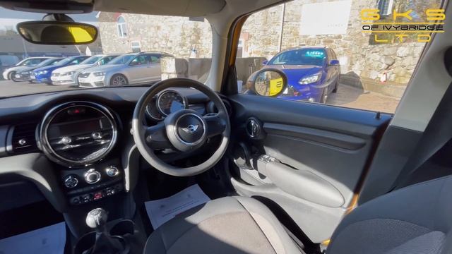 2015 MINI HATCH COOPER 1.5 COOPER 5d 134 BHP смотреть онлайн